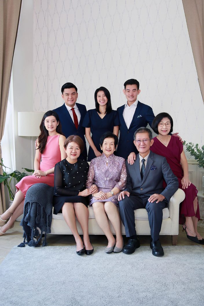 Family Formal Lifestyle Photo Studio