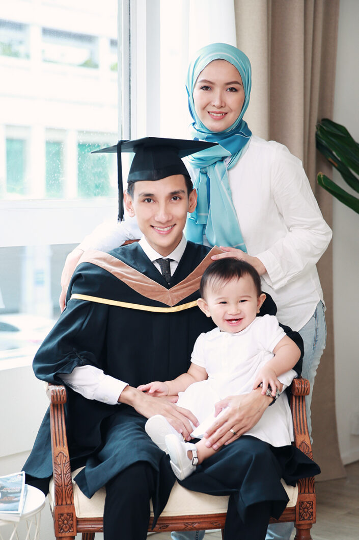 professional family photo studio in singapore