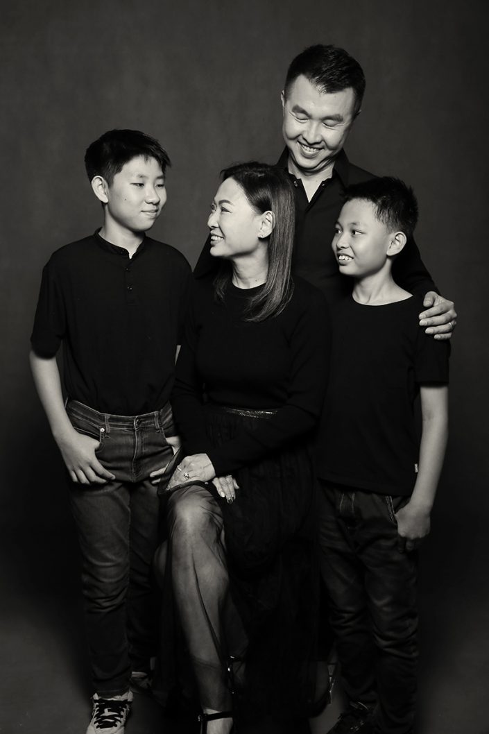 Black and White Family Photo Studio