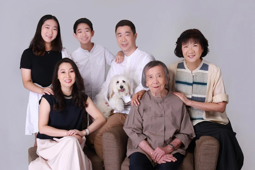 family photo studio services in singapore